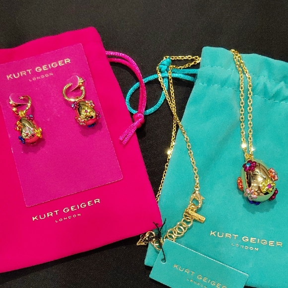 KURT GEIGER LONDON SET RAINBOW EGG FLOWER NECKLACE & EARRINGS - Picture 3 of 12